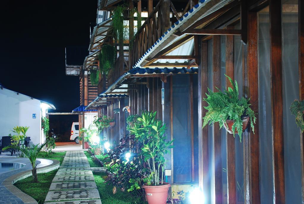 Hotel Utueane Λετίσια Εξωτερικό φωτογραφία